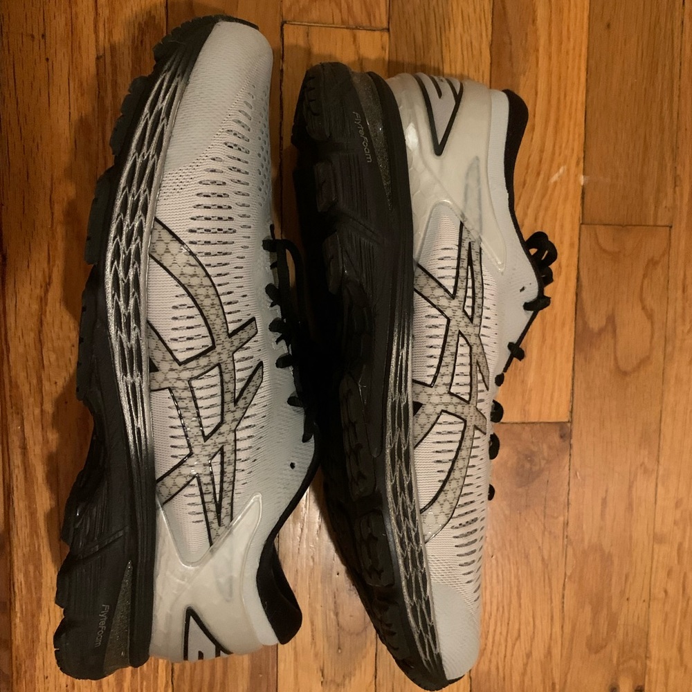 ASICS gel Kayano 25 running shoes 10.5